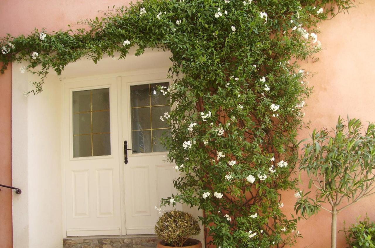 La Cle Des Songes Bed and Breakfast Claviers Exteriör bild