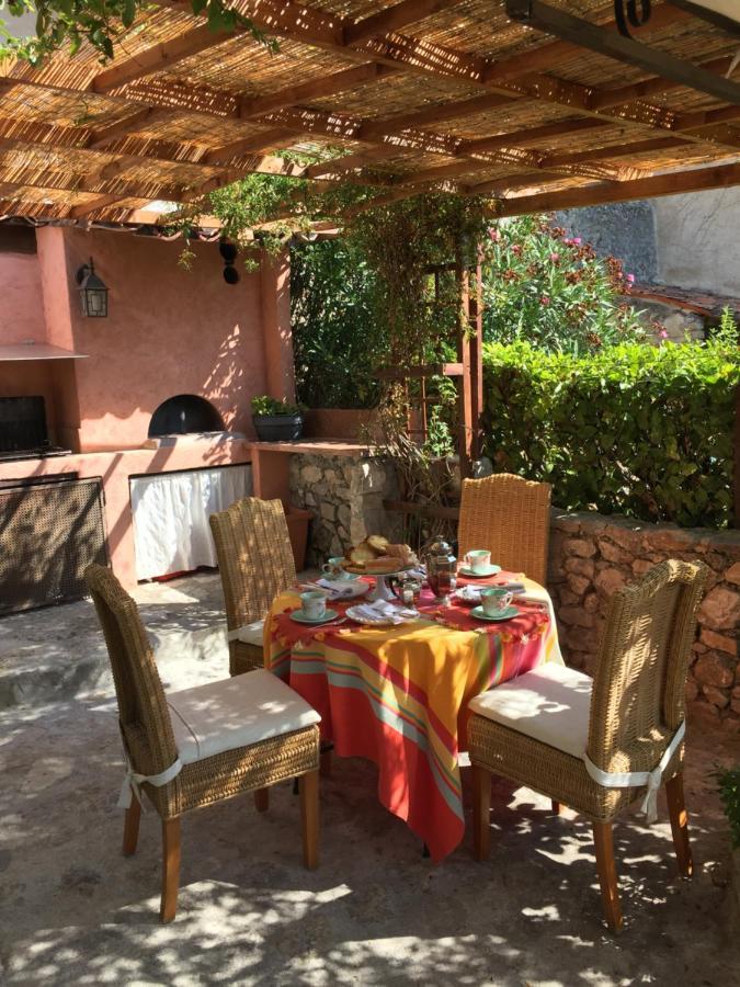 La Cle Des Songes Bed and Breakfast Claviers Exteriör bild