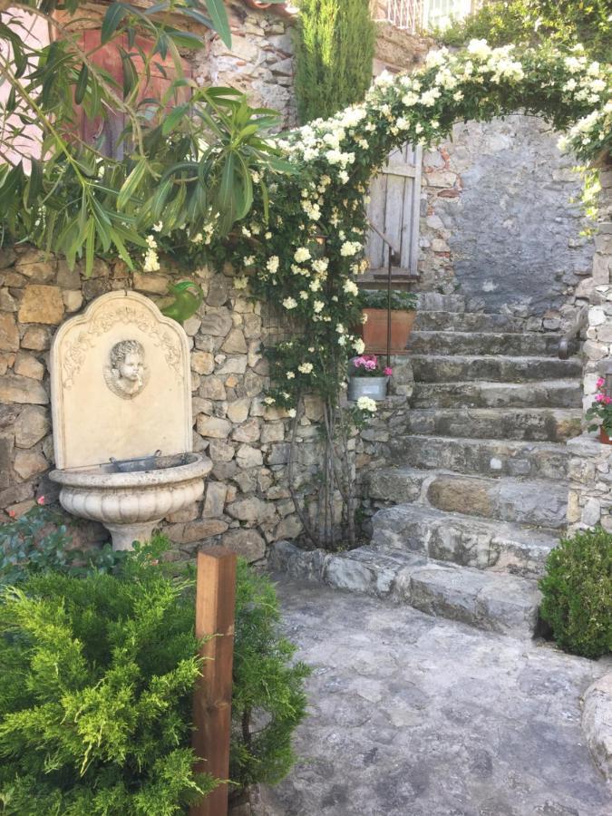 La Cle Des Songes Bed and Breakfast Claviers Exteriör bild